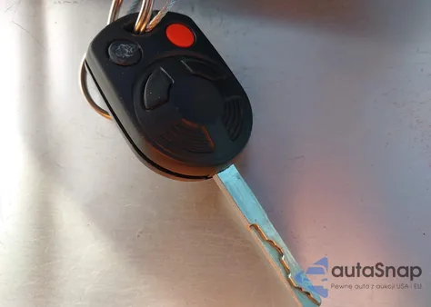 2015 Ford Focus Se z USA, uszkodzony, nr VIN 1FADP3K22FL355827